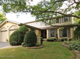 1100 E Cooper Dr, Palatine, IL 60074