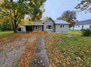 212 Barber St, Greenfield, MO 65661