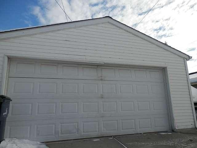2nd image of 1615 S 37th St