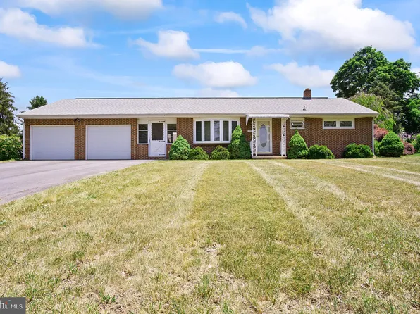 3 Della Ln, Boonsboro, MD 21713
