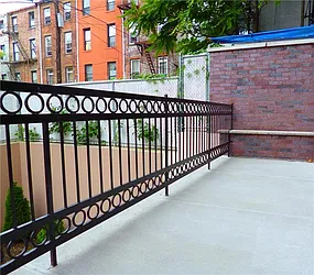 Rented by R New York