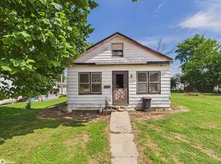 831 & 851 Elm St, Hamilton, IL 62341