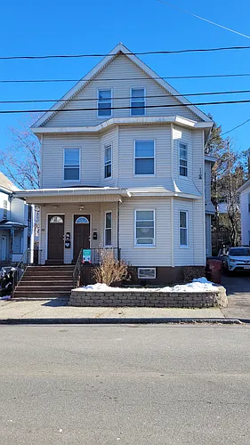 182 Pleasant St Photo 1