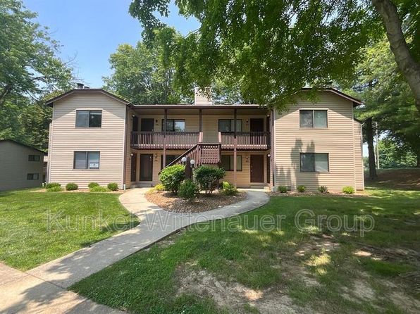 52 Pepperwood Ct