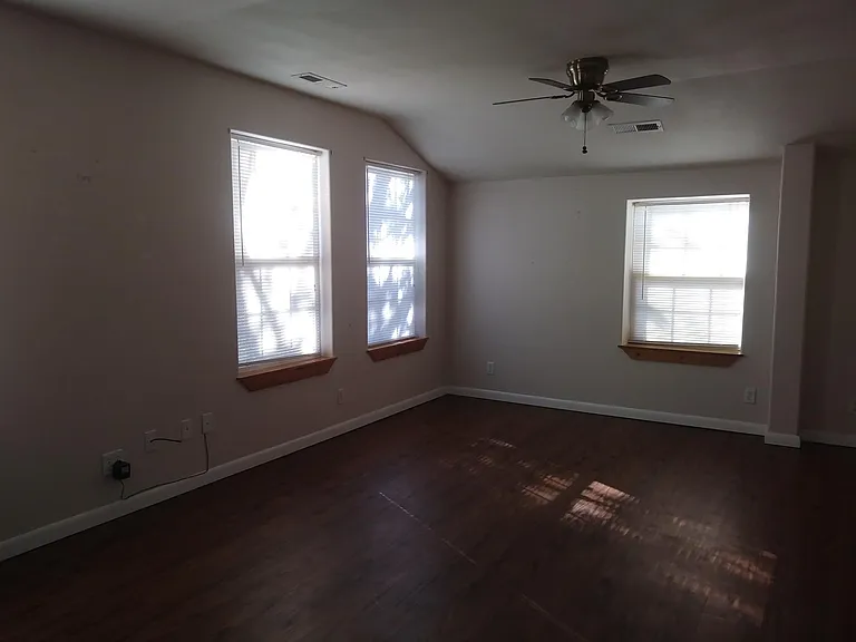 1140 Madison St #1265 — Photo 5