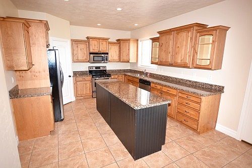 2nd image of 1496 S Sage View Ct