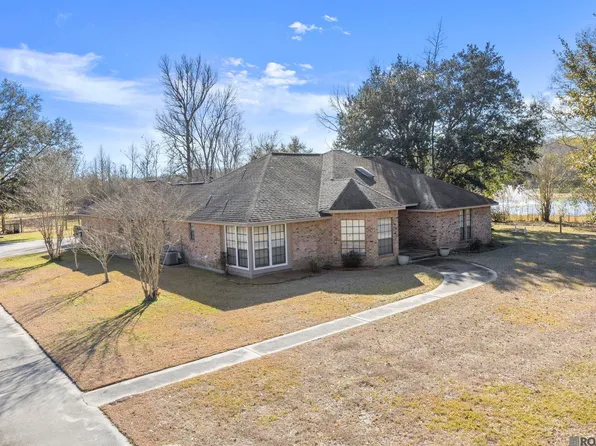 8110 Main St, Zachary, LA 70791
