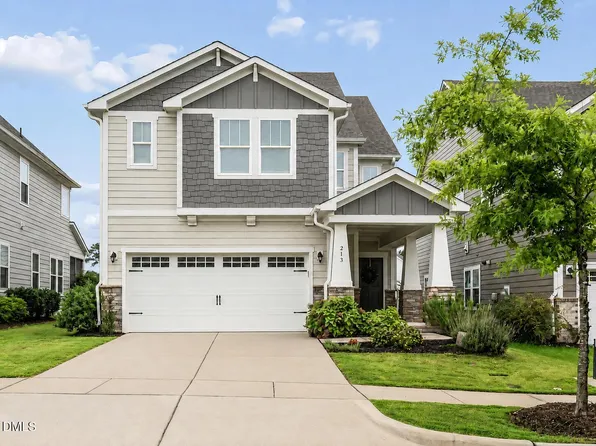213 Sage Oak Ln, Holly Springs, NC 27540