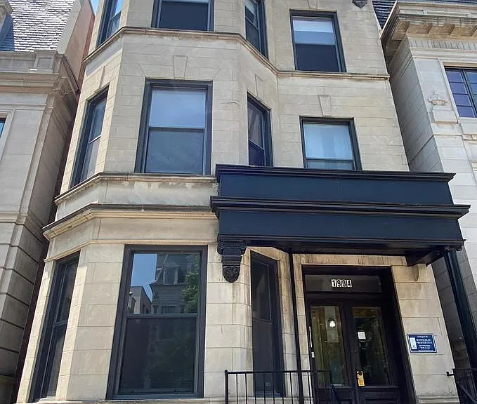 1904 N Burling St #G — Photo 13