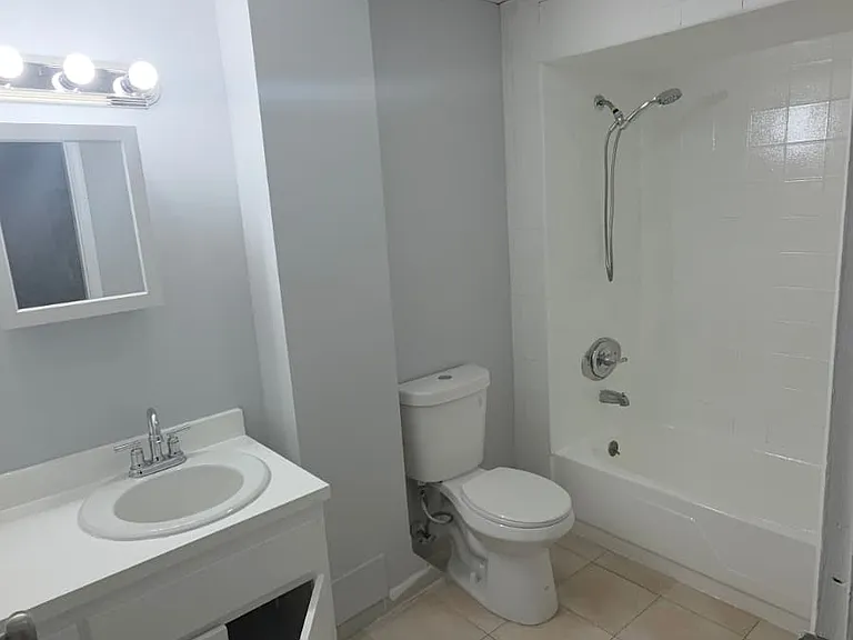 301 Grand St #2 — Photo 4