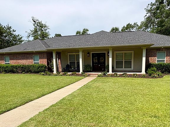 2nd image of 15 Springwood Dr