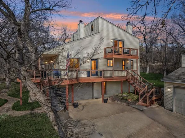 2705 Rambling Rd, Edmond, OK 73025