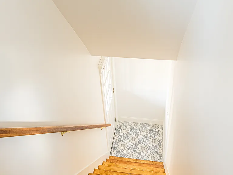 19 Menotomy Rd #2 — Photo 13