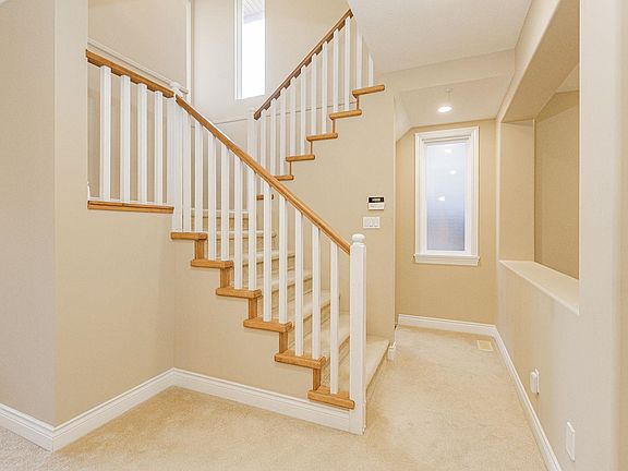 5th image of 1705 Parkway Blvd #42