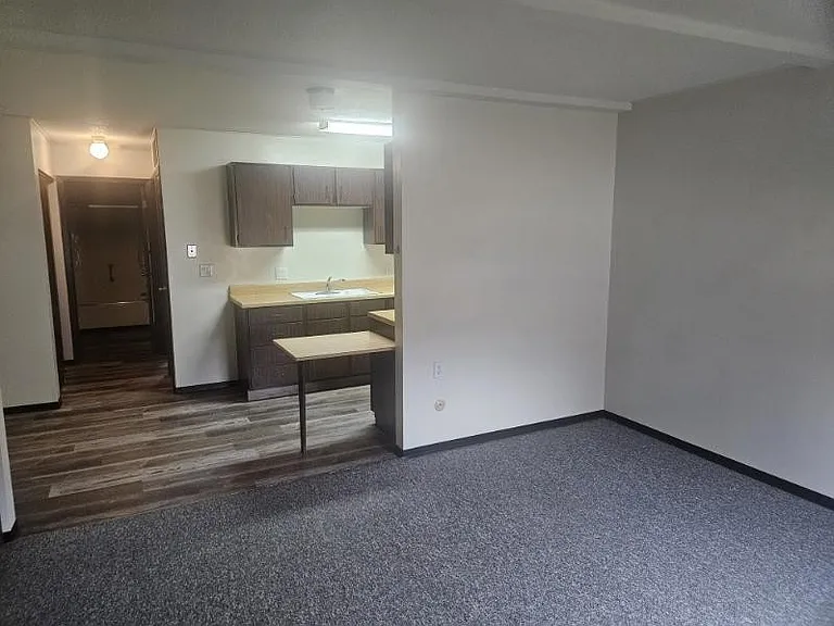 Heritage West Apartments — Photo 30