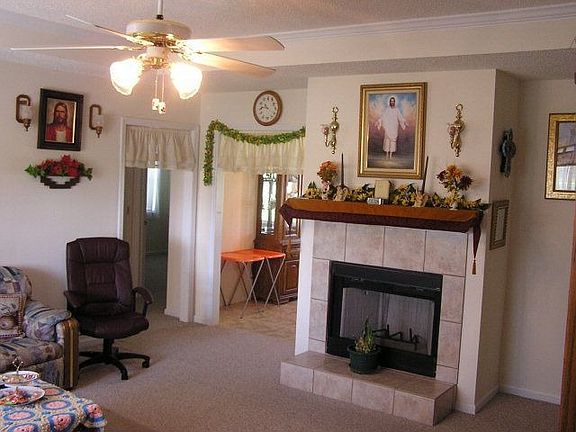 3rd image of 4328 Summerlin Dr
