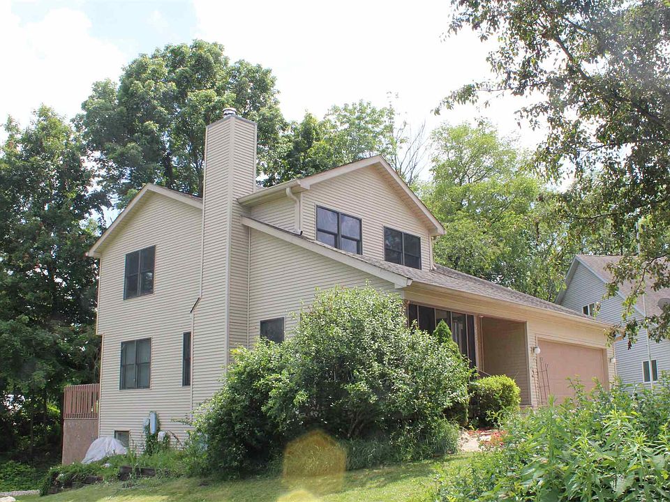 1st image of 3952 N Rosewood Ct
