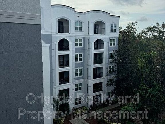 2nd image of 304 E South St Unit 5028