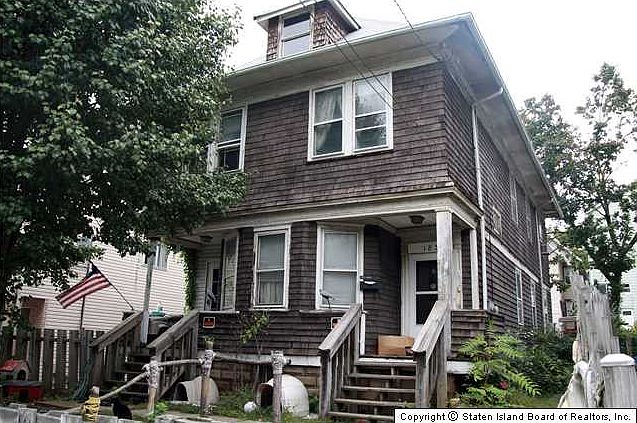 2nd image of 181 Beechwood Ave