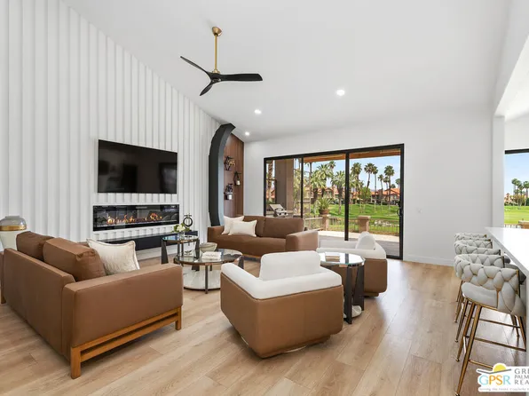 38354 Crocus Ln, Palm Desert, CA 92211