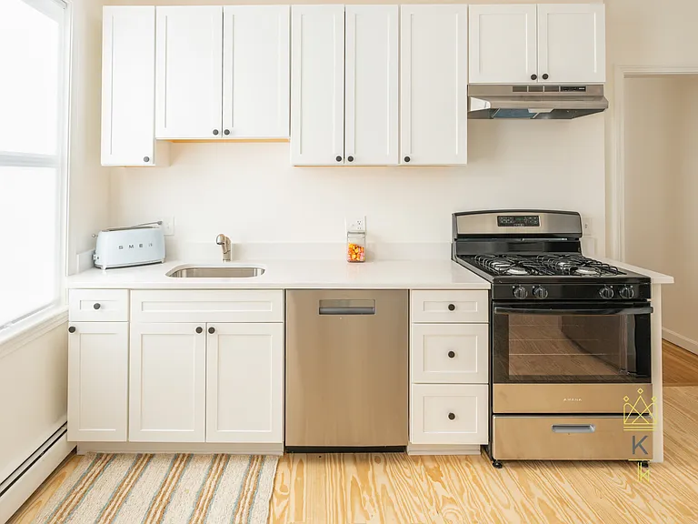 34 White Pl #3 — Photo 23