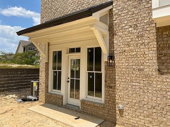 3rd image of 370 Thrasher St #17