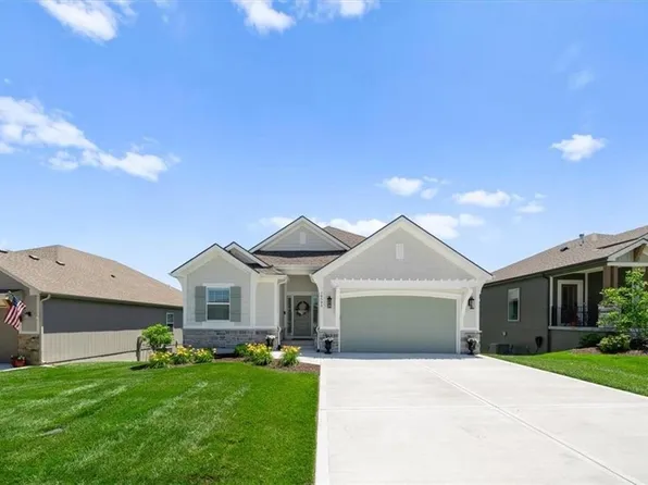 10709 N Bell St, Kansas City, MO 64155