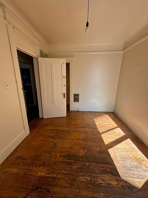 2nd image of 622-626 Hyde St