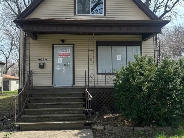 9829 S Charles St, Chicago, IL 60643