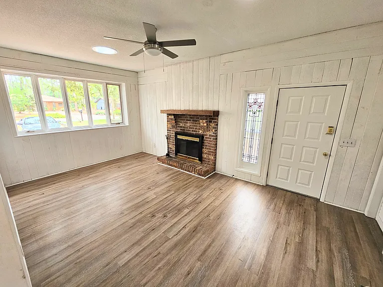 9 E Pine Ct — Photo 13