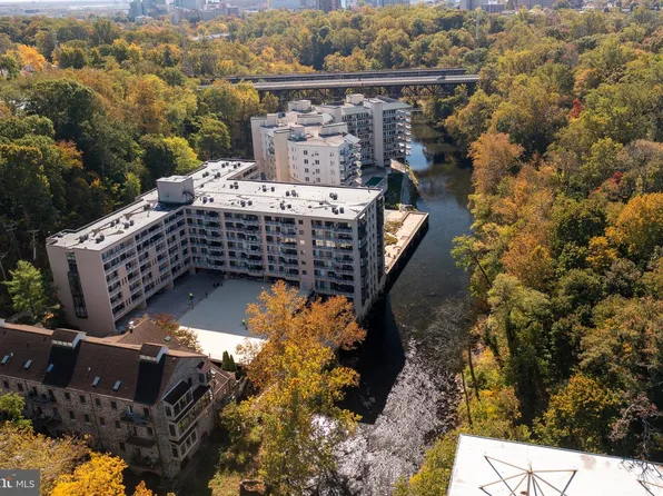 1704 N Park Dr APT 317, Wilmington, DE 19806