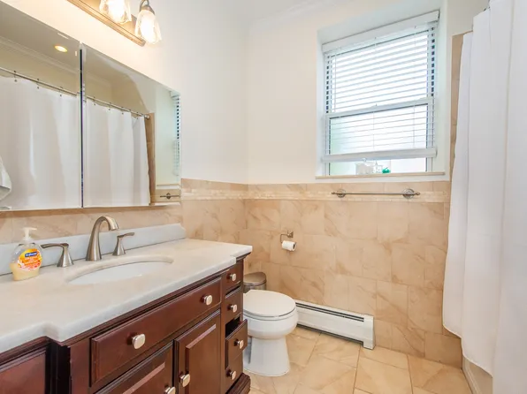 239 Desoto Place image 3 of 23