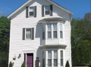 15 County Rd, Barrington, RI 02806