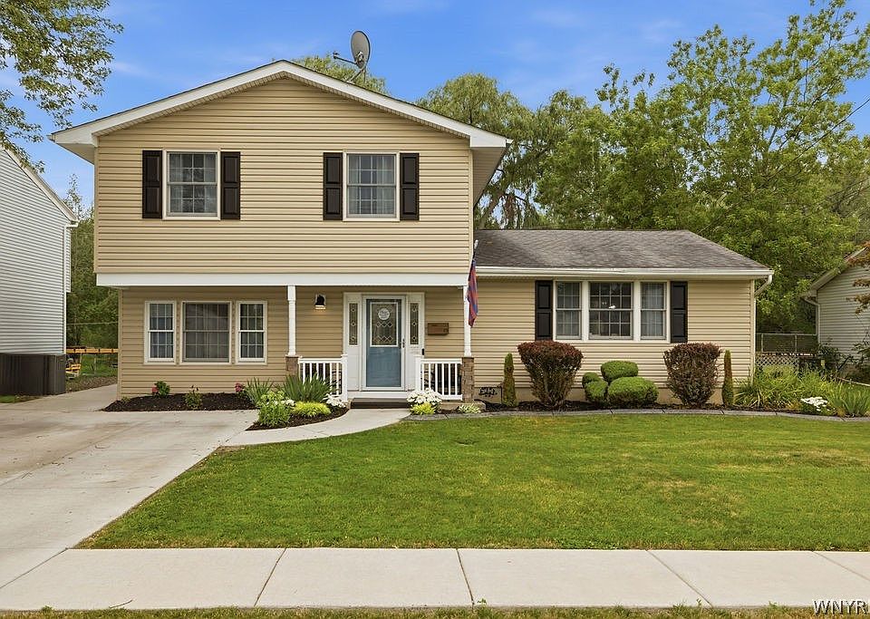 1st image of 35 Robert Dr