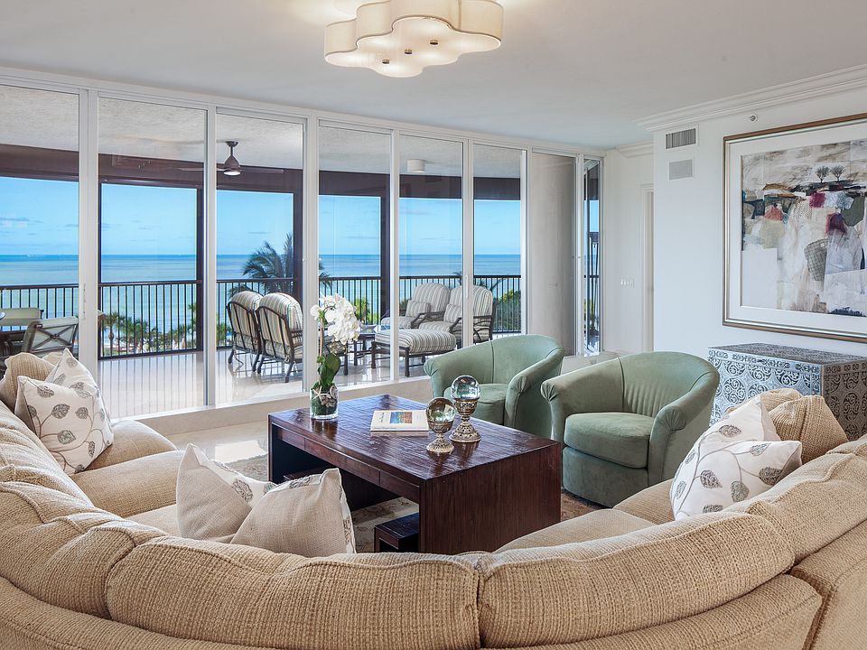 1st image of 8665 Bay Colony Dr APT 403