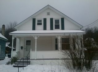 90 J St, Athol, MA 01331