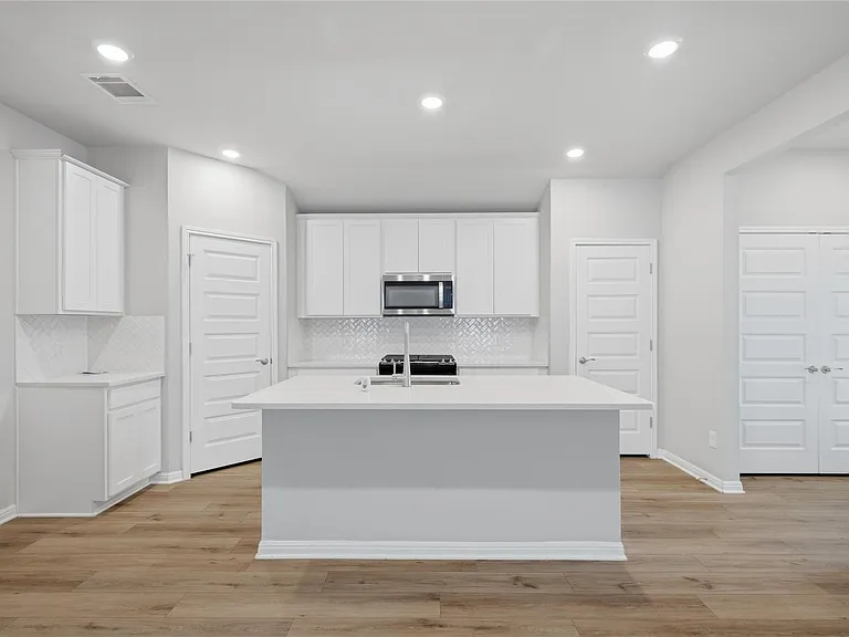 126 Fairmeadow Downs Dr — Photo 5