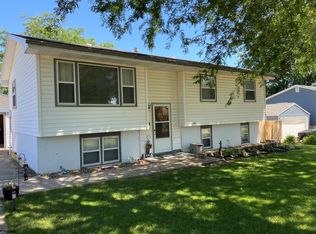229 N East St, Osceola, IA 50213