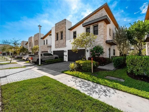 7902 NW 105th Ct #7902, Miami, FL 33178