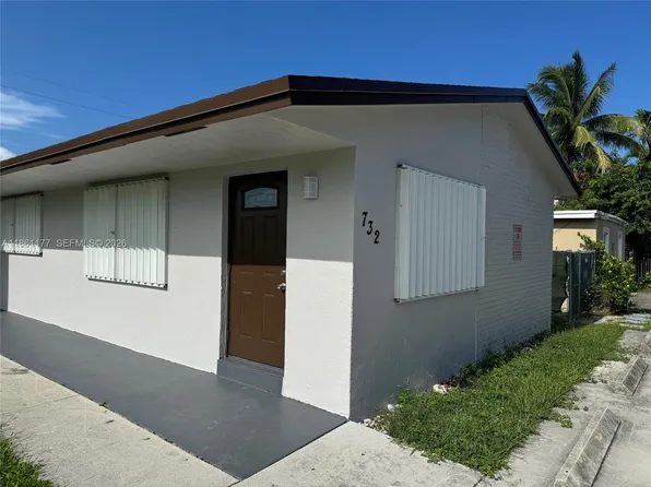 732 SW 6th St #732, Dania, FL 33004