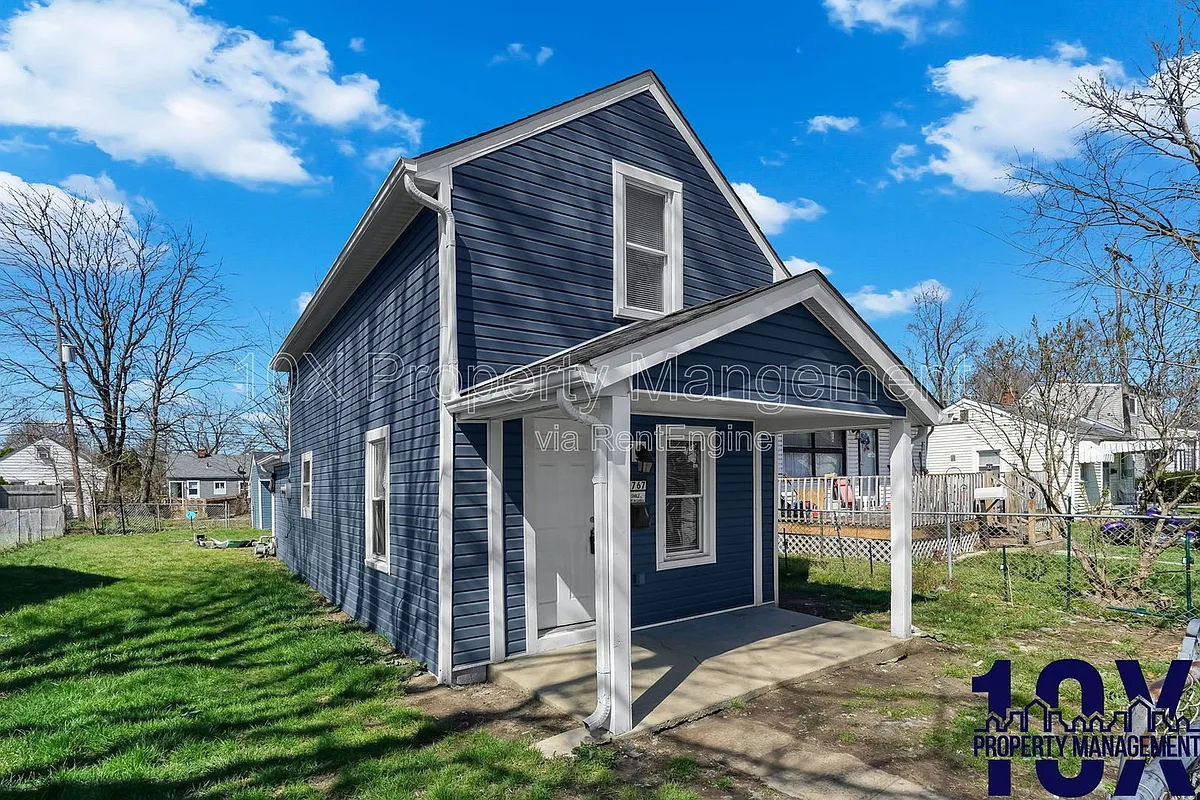 Building Photo - 2767 Hiawatha St