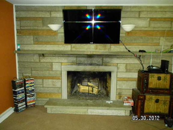 4th image of 2651 Redfern Dr