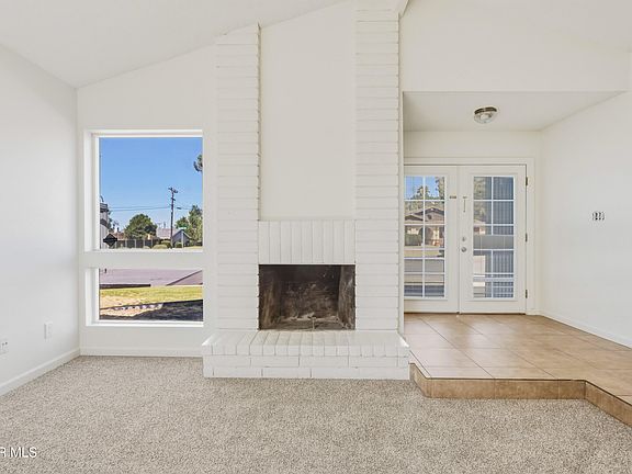 5th image of 3001 Catalina Dr