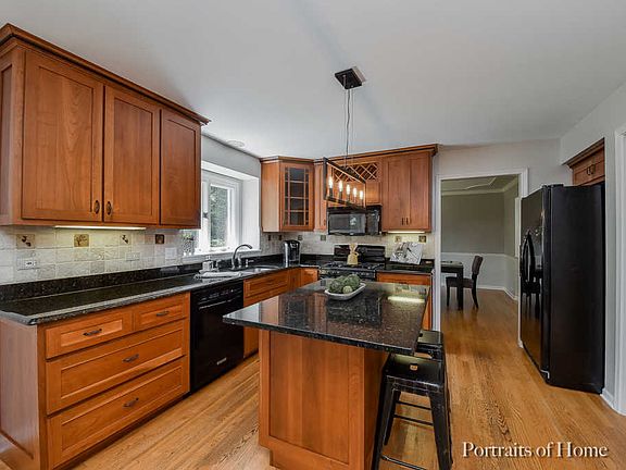 4th image of 936 Norcross Dr