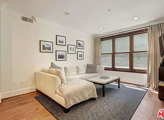 3rd image of 357 N Hayworth Ave APT 103