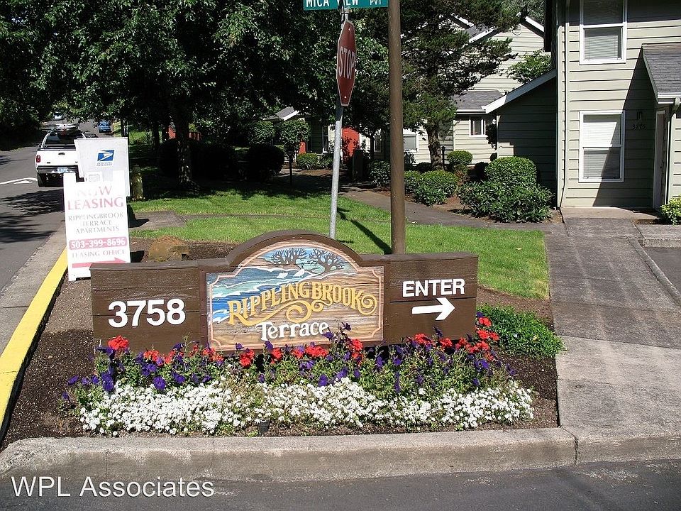 2nd image of 3717 Owyhee Ct SE APT 1