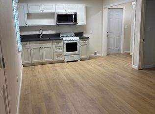 11719 Prairie Ave #A, Hawthorne, CA 90250