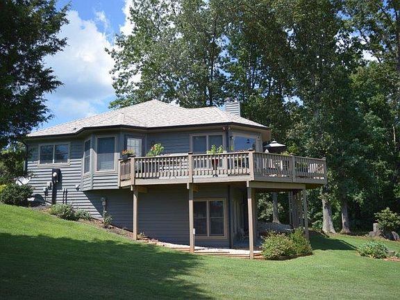 3rd image of 519 Boxwoodgreen Dr