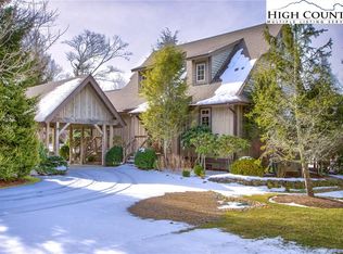 234 Pasture Ln, Banner Elk, NC 28604