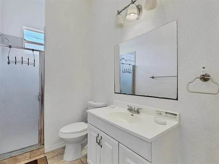 12113 Capilla Ln — Photo 22